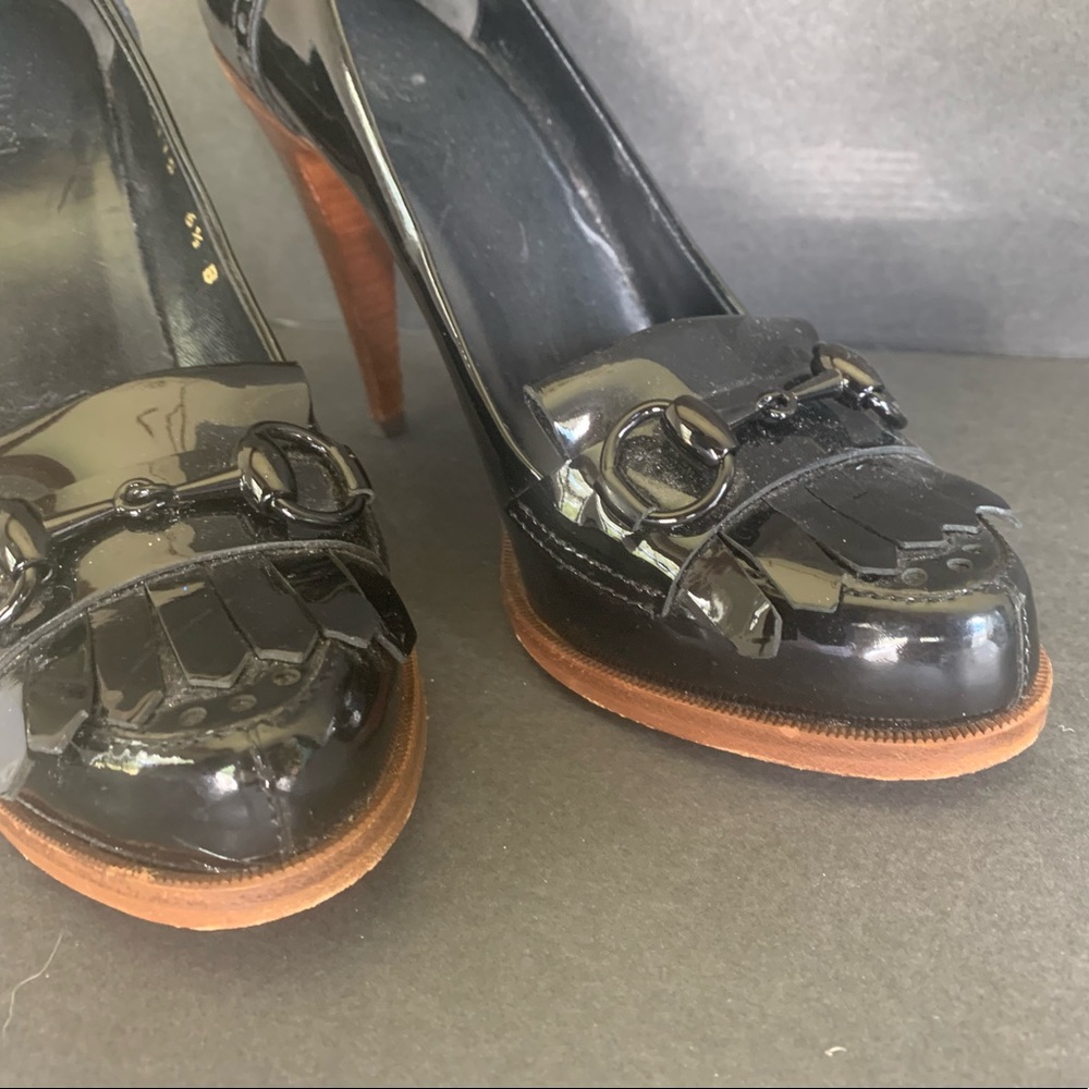 Gucci Black Patent Leather Kiltie Bit Heels with Brown Trim~Fit More Like a Sz 6 - Picture 2 of 16